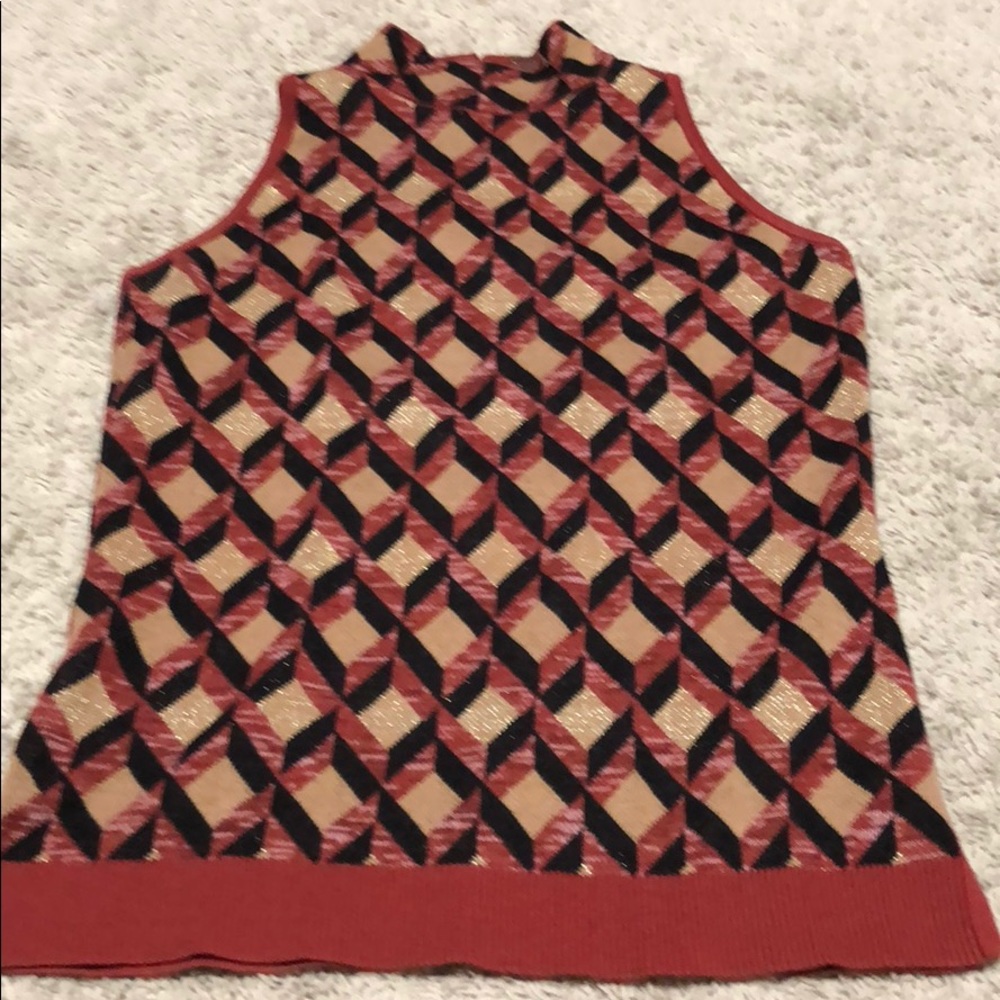 INC TOP Metallic Gold Pattern EUC